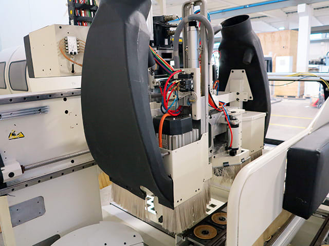CNC Machine Centers With Pod And Rail SCM TECH Z27