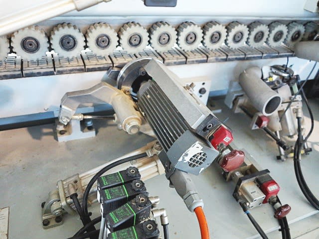Einseitige Kantenanleimmaschine BRANDT KD 68 2 CF