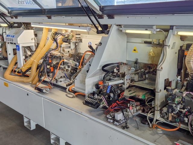 Single Sided Edgebanders BIESSE AKRON 440