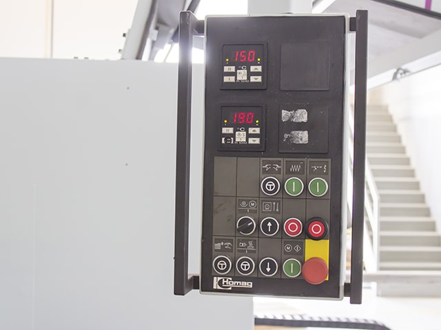Doppelseitige Kantenanleimmaschine HOMAG KL 26/05/A12/25
