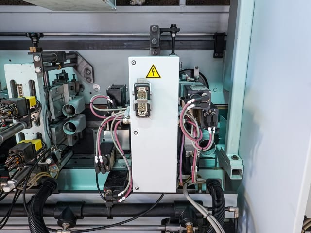 Canteadora Unilateral HOMAG KFL 10/22/QE PROFILINE