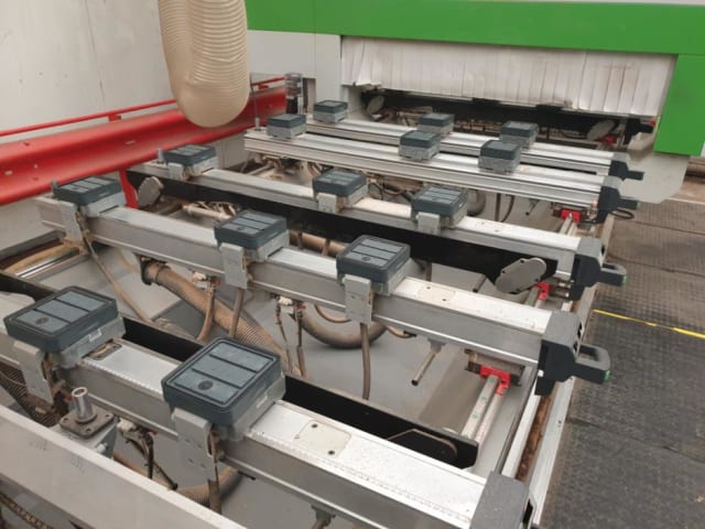 Centra Obróbcze Z Przyssawkami BIESSE Rover K Smart 1532