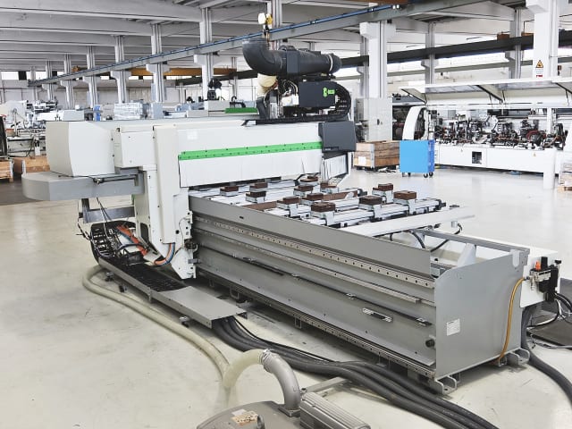 Centro di lavoro a Ventose BIESSE ROVER A 1332 ATS