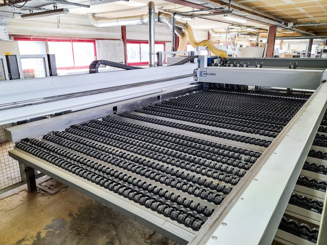 Угловой Распиловочный Станок HOLZMA HKL 380/43/22