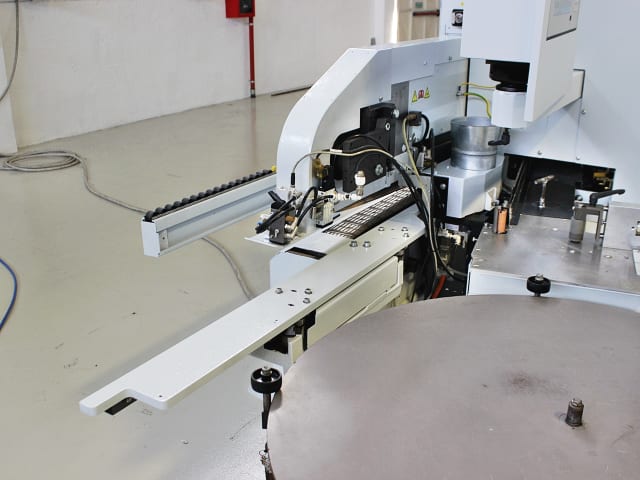 Односторонний Кромкооблицовочный Станок BRANDT KDF 680 PROFILINE AIRTEC