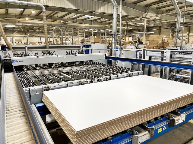 Piły Panelowe Z Załadunkiem Automatycznym HOLZMA HPL 530/43/22 PROFI
