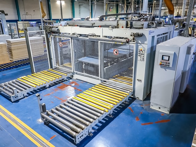 Ligne De Façonnage–Placage HOMAG KFL 526/9/A3/25