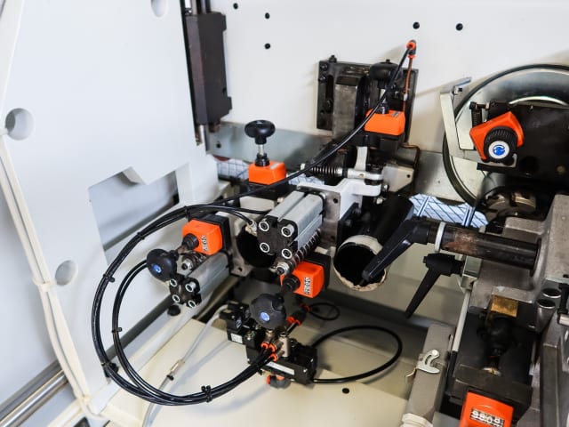 Canteadora Unilateral BIESSE AKRON 420 A