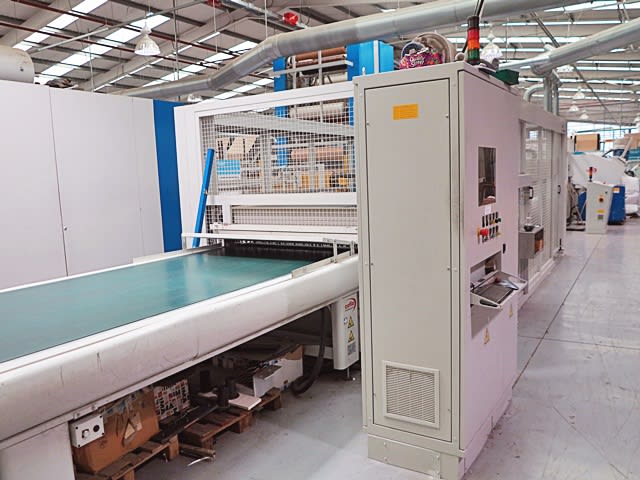 Presslinie WEMHOENER + CEFLA VARIOPRESS PROFESSIONAL 3000