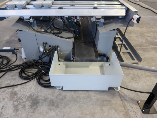 Centre De Placage De Chants BIESSE ROVER B EDGE 1950