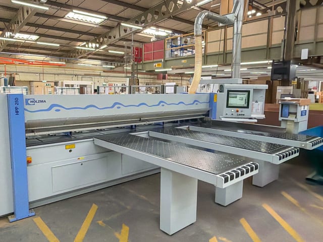 Automatic Rear Loading Beam Panel Saws HOLZMA HPP 250/38/38