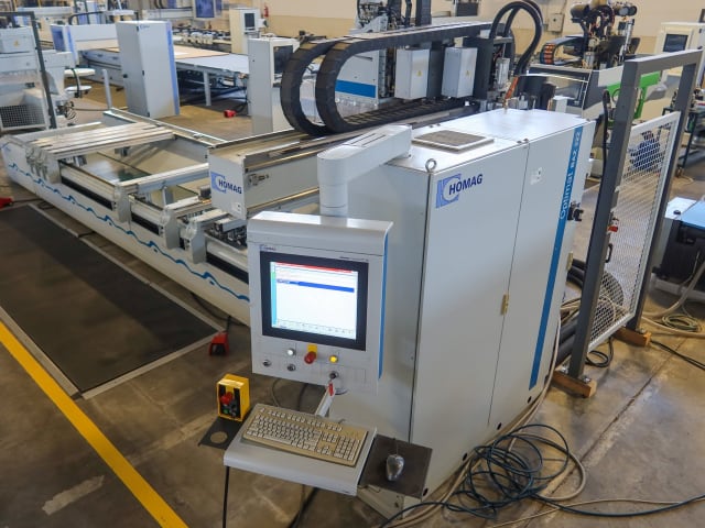Кромкооблицовочный Обрабатывающий Центр HOMAG BAZ 322/40/K