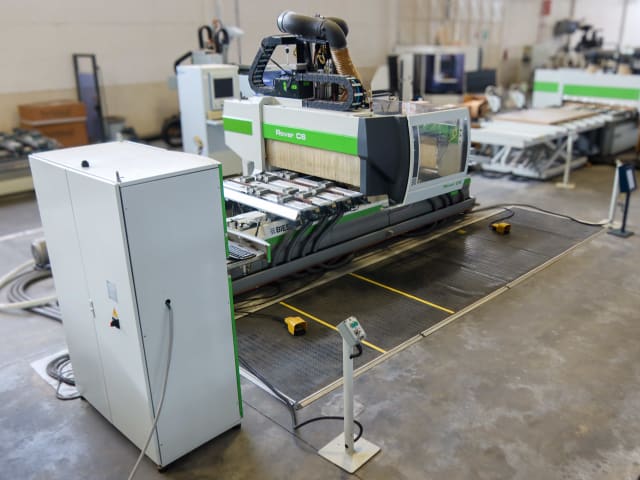 Centre d'usinage à ventouses BIESSE ROVER C 6.40