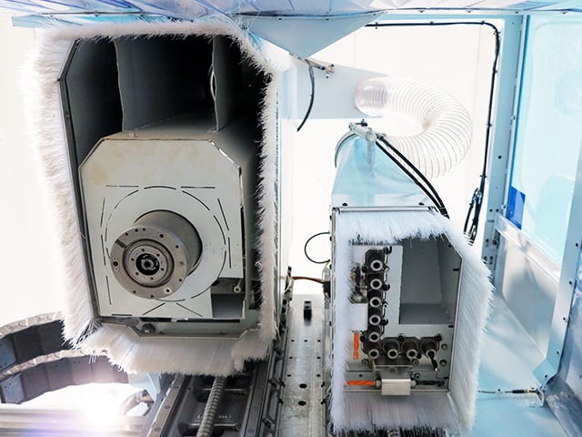 CNC Machine Centres For Routing, Drilling And Edgebanding. HOMAG BAZ 322/60/AP