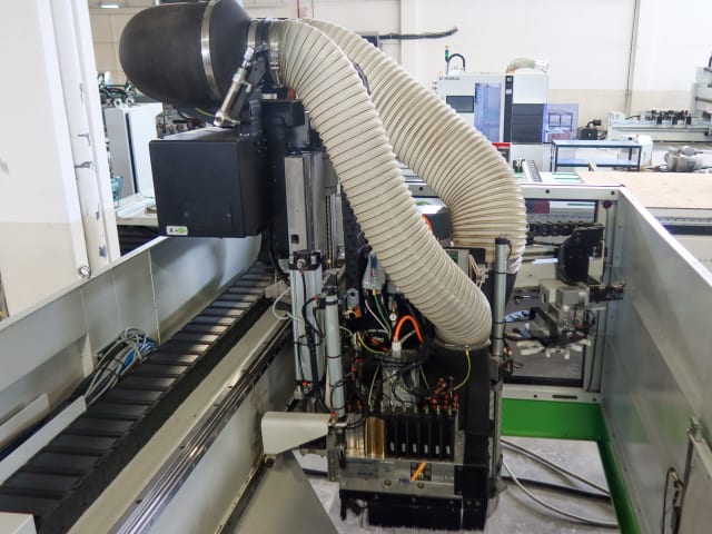 Bearbeitungszentrum mit Kantenverleimung BIESSE ROVER A 1842 EDGE