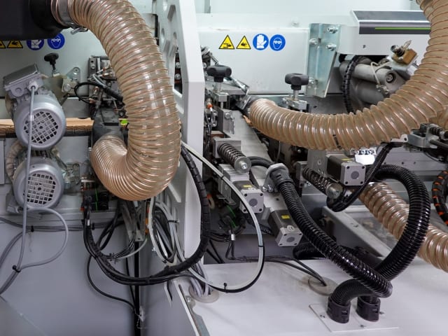 Einseitige Kantenanleimmaschine BIESSE AKRON 1330 A