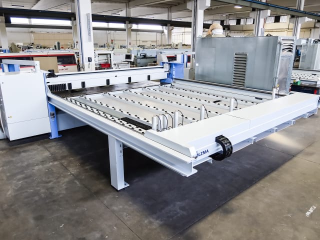 Plattensäge – Beschickung von vorne HOLZMA HPP 350/43/43