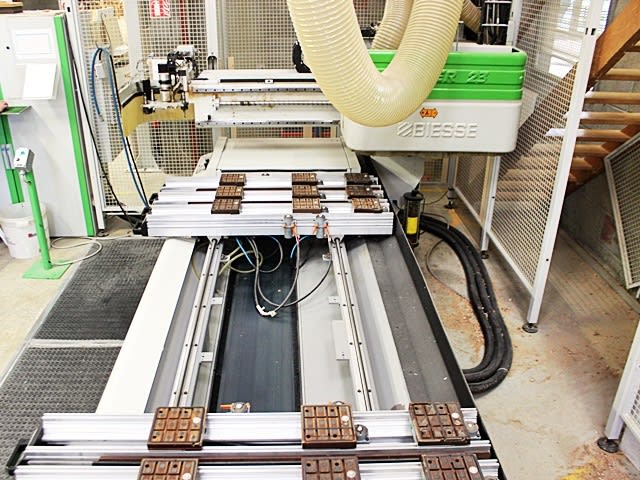 真空吸盘式加工中心 BIESSE ROVER 23