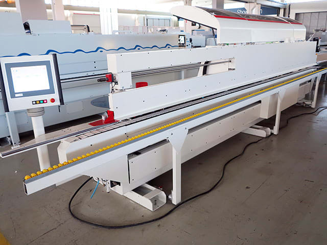 Einseitige Kantenanleimmaschine IMA ADVANTAGE 60