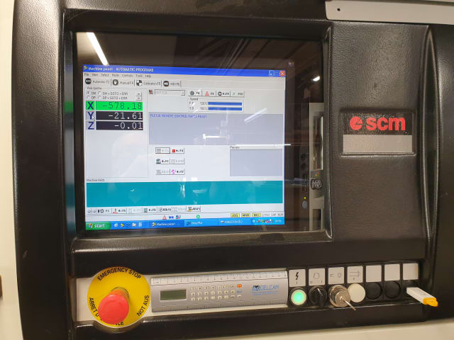 Centro De Mecanizado Con Superficie Nesting SCM RECORD 125 N
