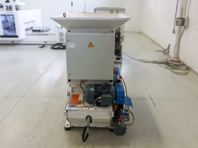 Grinders VECOPLAN VAZ 700 Z