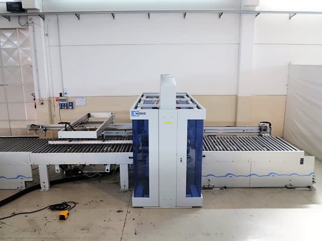 Máquina flexible de perforación WEEKE BHX 500