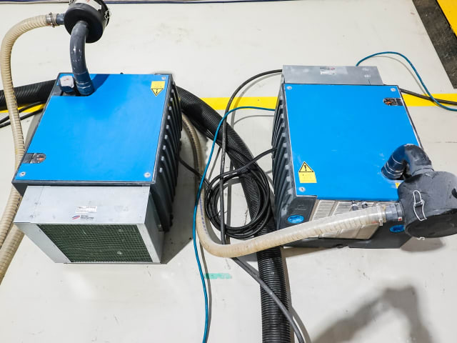 Bearbeitungszentren mit Konsolentisch WEEKE BHC VENTURE 4L