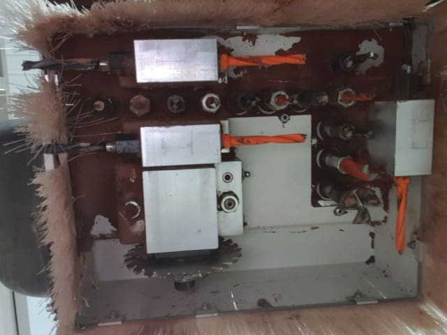 真空吸盘式加工中心 SCM TECH Z2 31-C