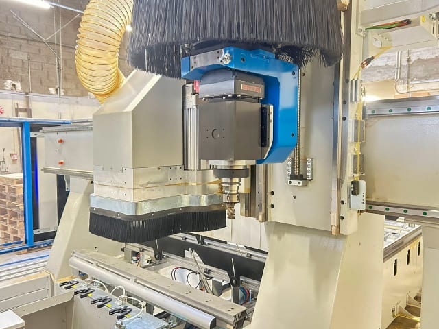 5-Ти Осевой Обрабатывающий Центр MASTERWOOD PROJECT 565