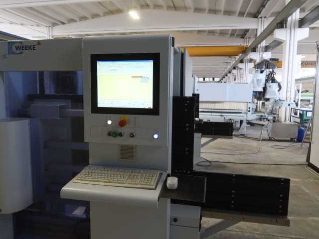 Vertical CNC Machine Centres WEEKE BHX 055