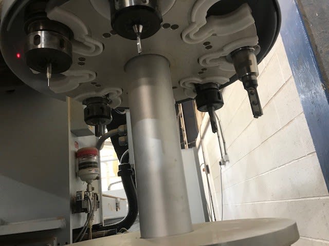 Centre d'usinage avec table NESTING WEEKE BMG111 VANTAGE 43M
