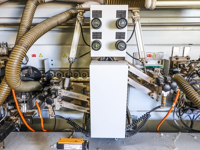 Bordatrice Singola BRANDT KDF 660