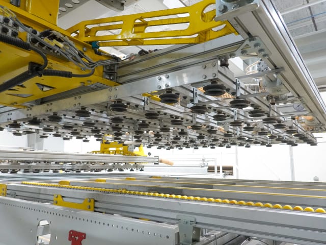 Squaring Lines KRAFT + AVERCON + FRAXINUS FLOORING PRODUCTION LINE