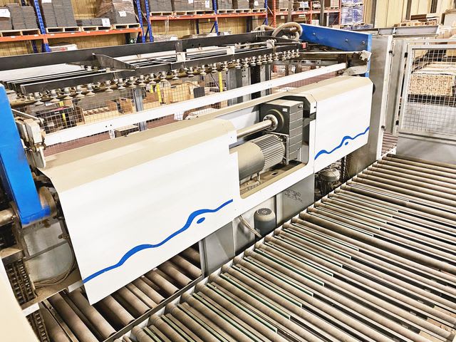 Panel Feeding and Loading BARGSTEDT TBH 200/ER/30/12