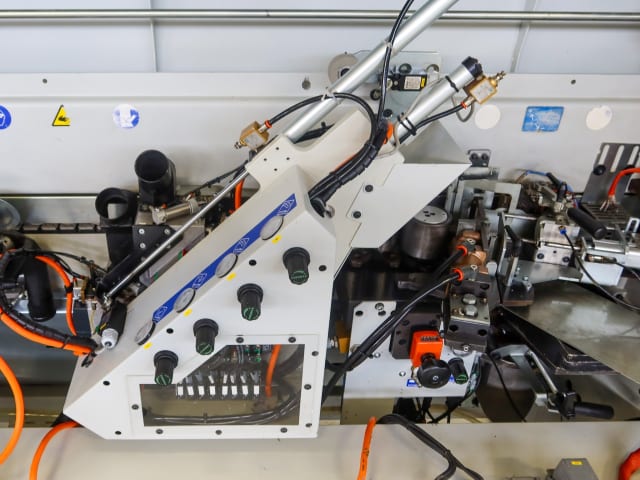 Máquina De Colar Bordos Simples BIESSE JADE 240