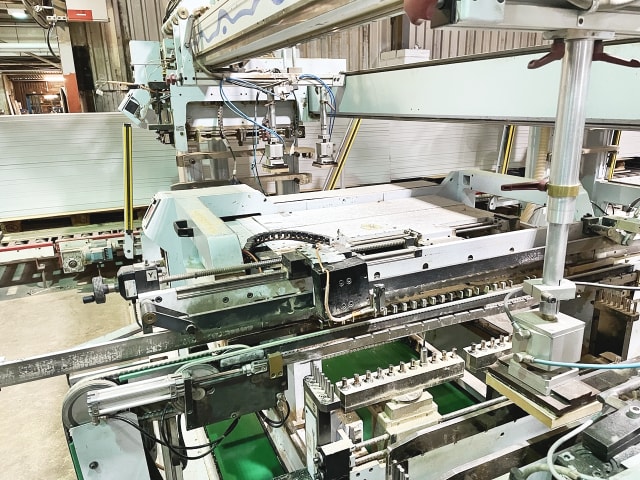 Automatic Drilling Machine WEEKE BST 500