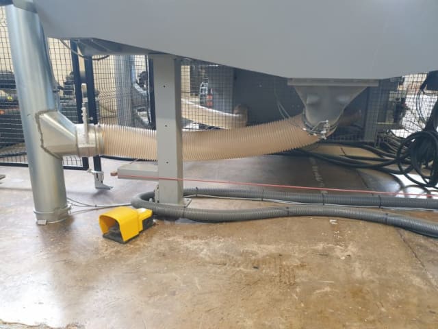 Centro di lavoro con piano NESTING BIESSE ROVER B 2231 NESTING LINE