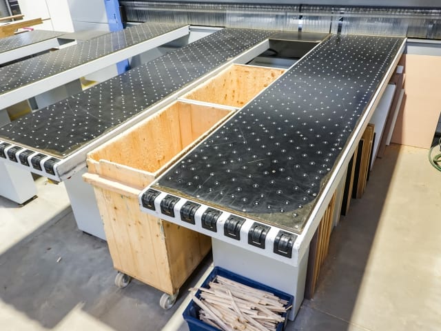 Seccionadoras con almacén automático BARGSTEDT + HOLZMA HPP 380/43/43