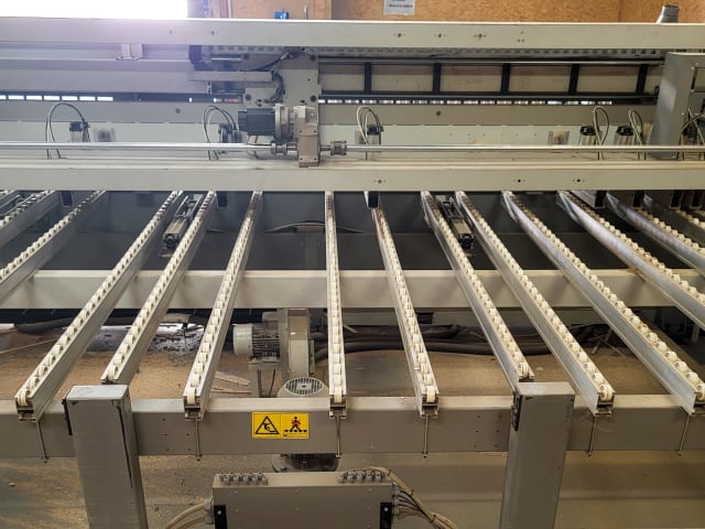 Automatic Rear Loading Panel Saws SELCO EBT 108