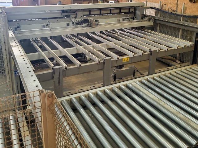 Automatic Rear Loading Panel Saws SELCO EBT 108