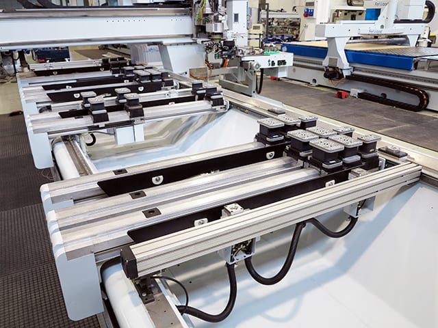 CNC Machine Centres For Routing, Drilling And Edgebanding. HOMAG BAZ 322/60/AP