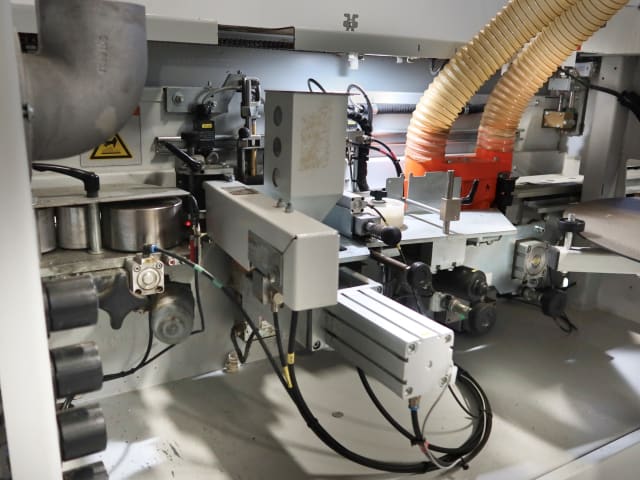 Einseitige Kantenanleimmaschine HOLZHER STREAMER 1057