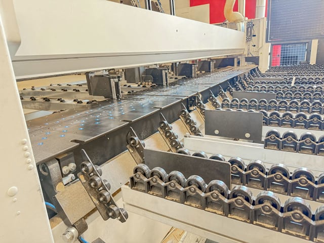 Piły Panelowe Kątowe HOMAG SAWTEQ B-400