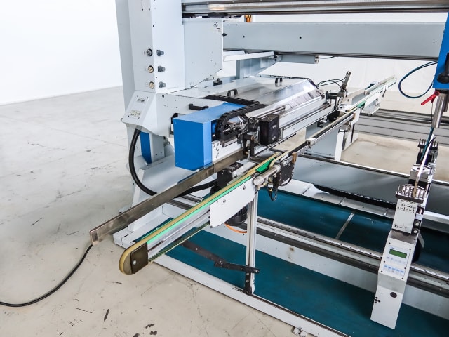 Perforadora Automática WEEKE BST 500 D