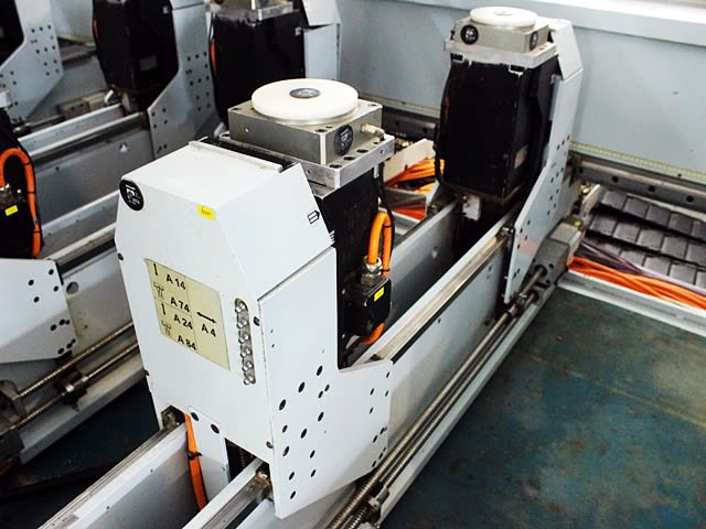 Durchlaufbohr- und Dübeleintreibanlage WEEKE + BARGSTEDT PROFILINE BST 750; P TTL401/12