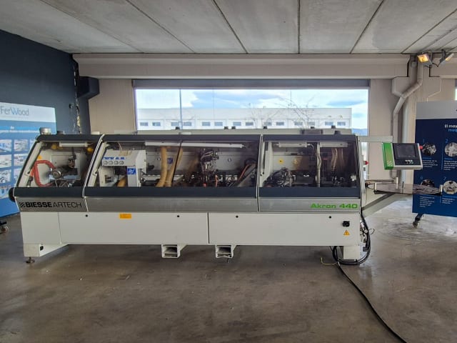 Single Sided Edgebanders BIESSE AKRON 440