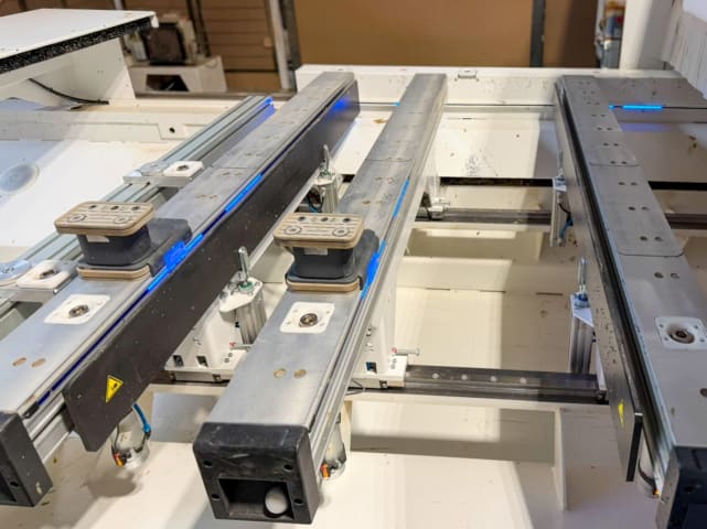 Centre De Placage De Chants HOMAG CENTATEQ E-310