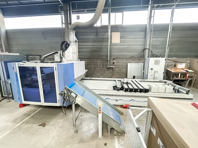 Bearbeitungszentrum mit Kantenverleimung HOMAG BMG311 VENTURE320XXL