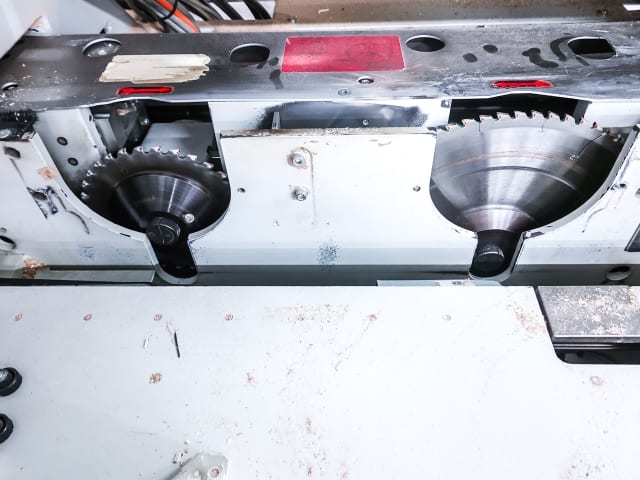 Plattensäge mit automatischer Beschickung HOLZHER CUT 85