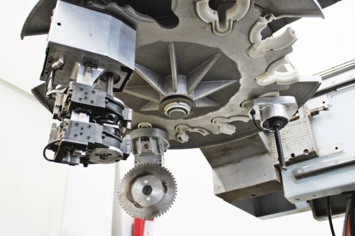 CNC Machine Centres For Routing, Drilling And Edgebanding. HOMAG BAZ 222/60/KC PROFILINE